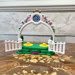 Fisher Price Little People 2003 Garden Dance Floor Arch Fence Wedding Party